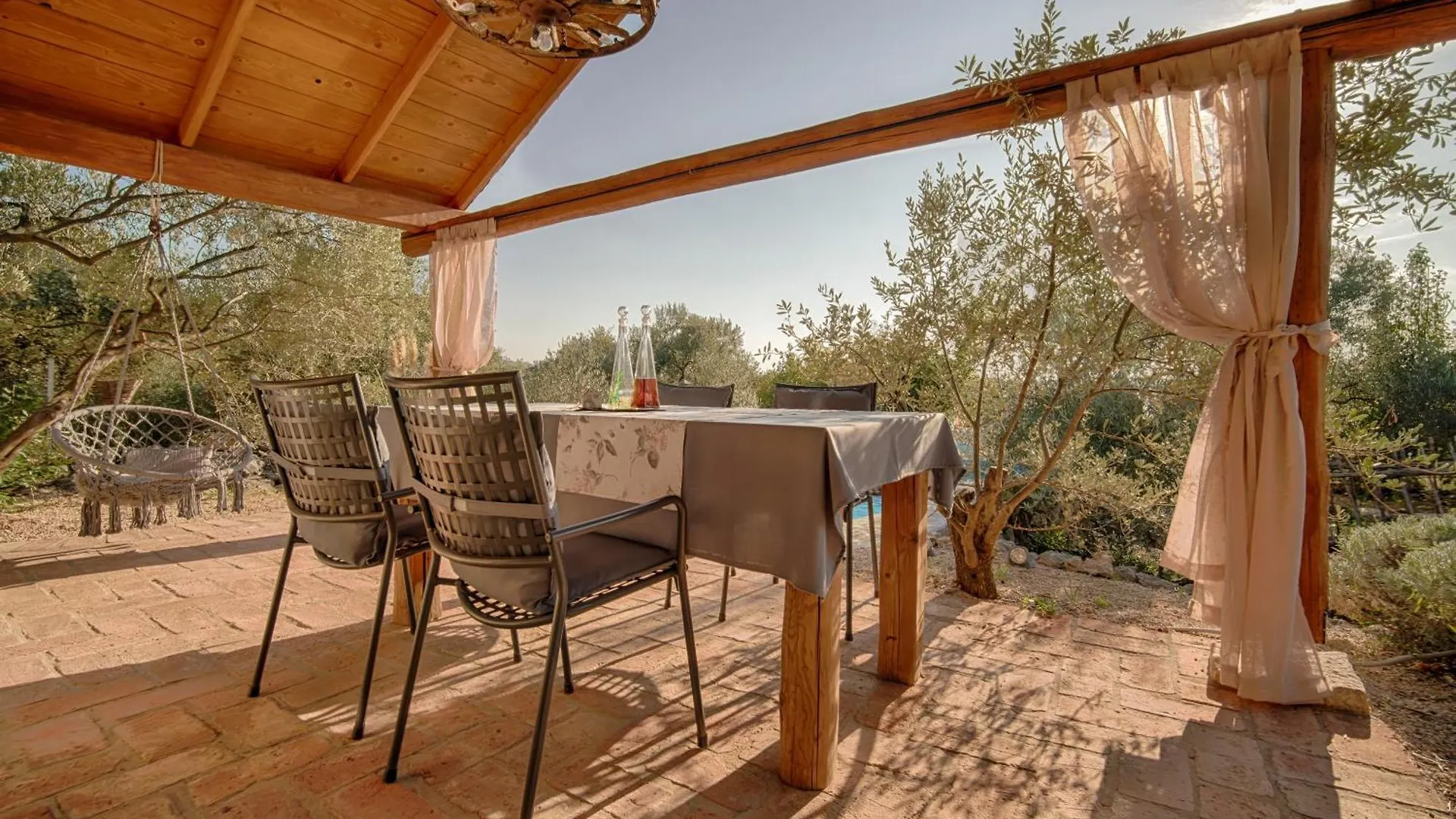 הוילה Kornić House With Pool, 50 Meters From Sea, Privacy - By Traveler Tourist Agency Krk - Id 2137 וילה