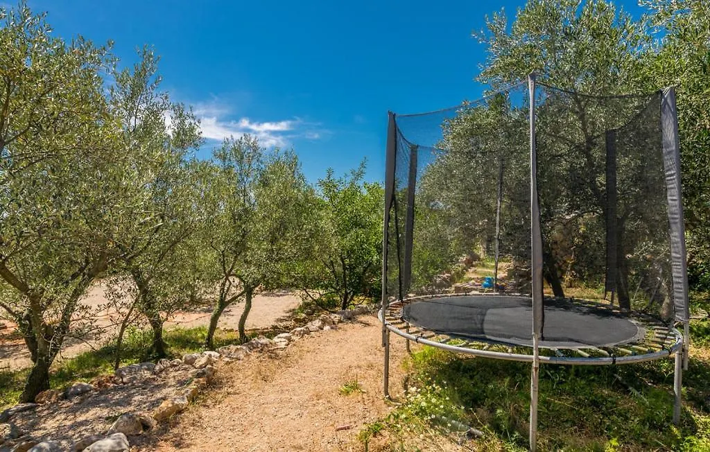 הוילה Kornić House With Pool, 50 Meters From Sea, Privacy - By Traveler Tourist Agency Krk - Id 2137
