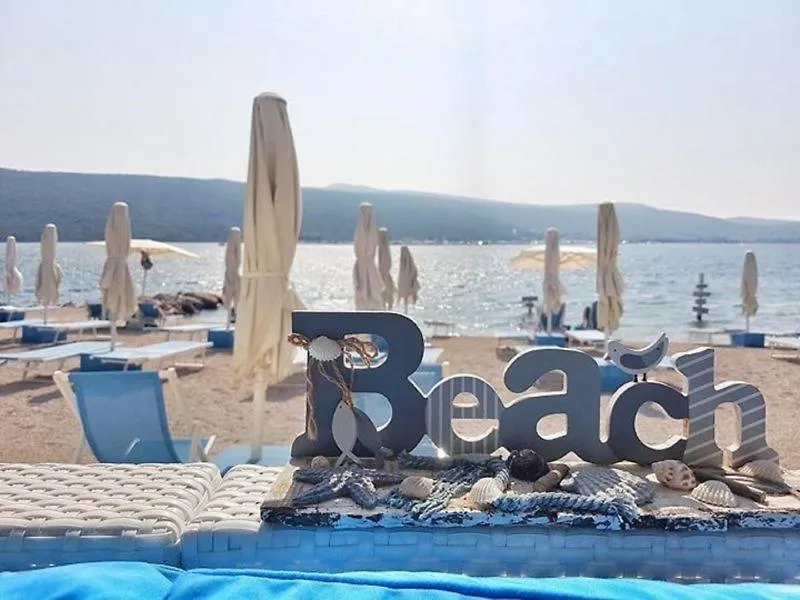 וילה הוילה Kornić House With Pool, 50 Meters From Sea, Privacy - By Traveler Tourist Agency Krk - Id 2137