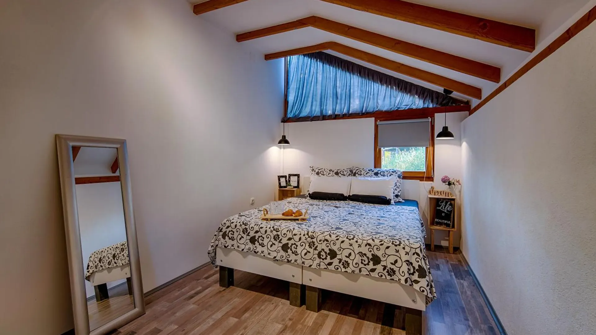 Villa House With Pool, 50 Meters From Sea, Privacy - By Traveler Tourist Agency Krk - Id 2137 Kornić